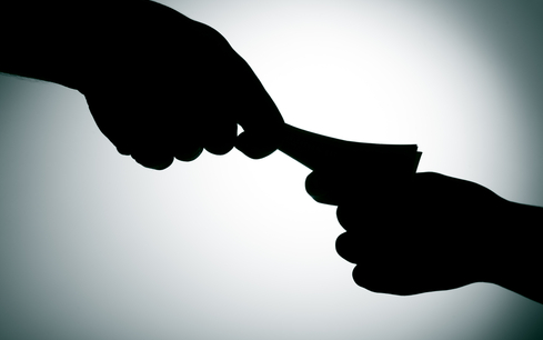 income tax officer arrested for accepting bribe